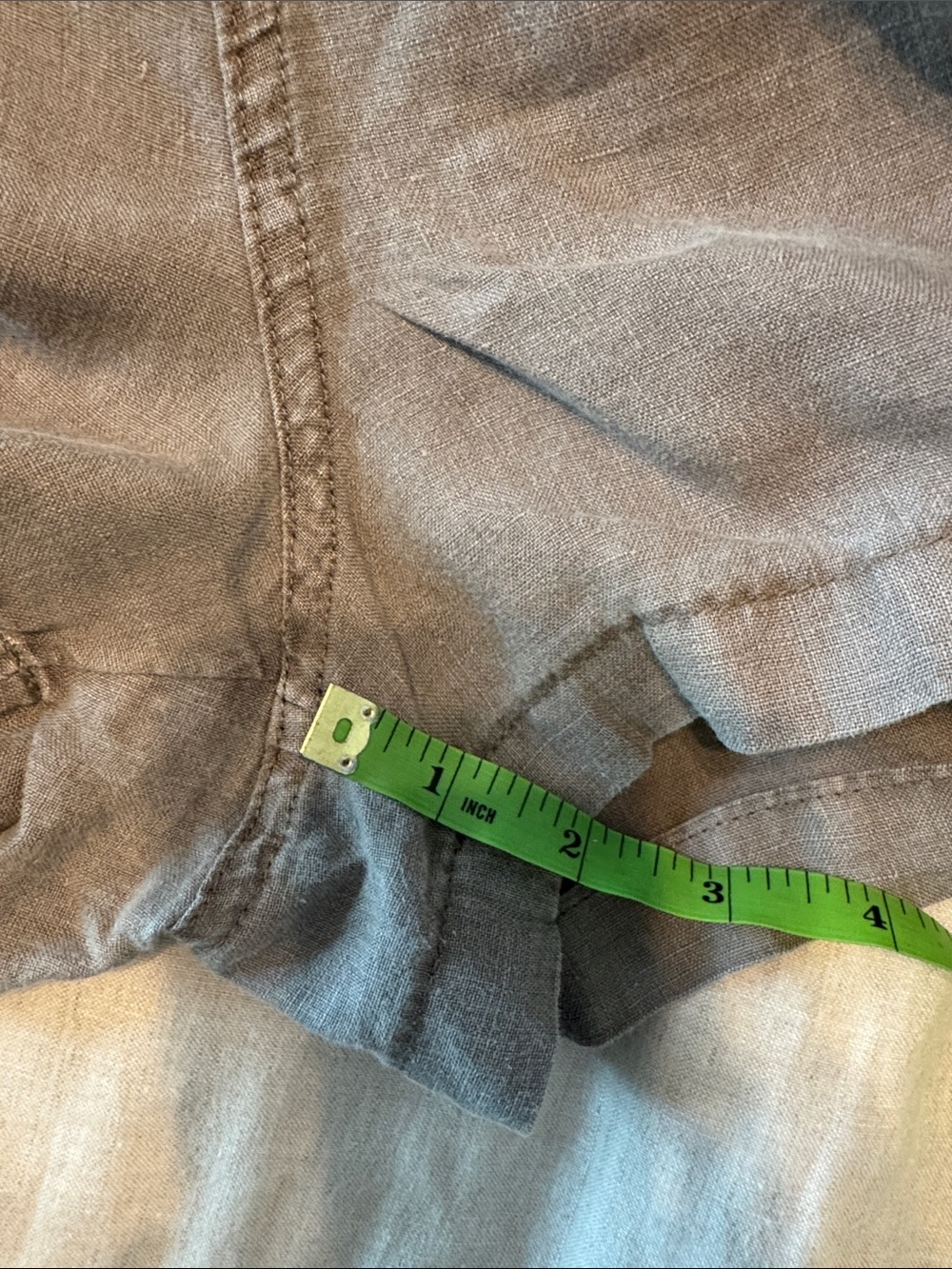 C&C California High-Waist Linen-Blend Shorts in Taupe - Picture 3 of 6